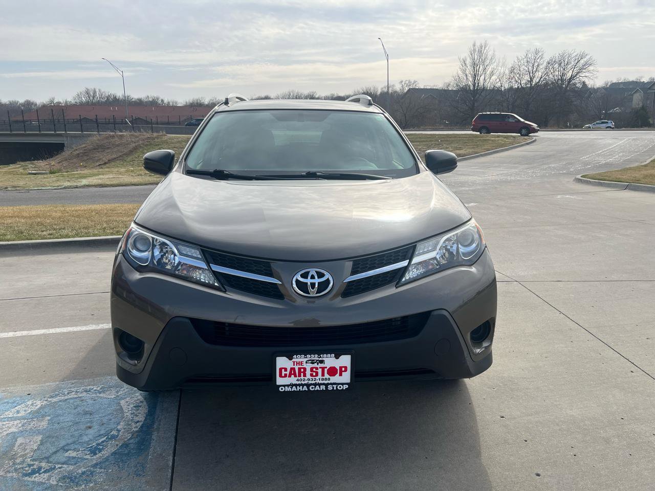 Used 2015 Toyota RAV4 LE AWD/4WD image 3