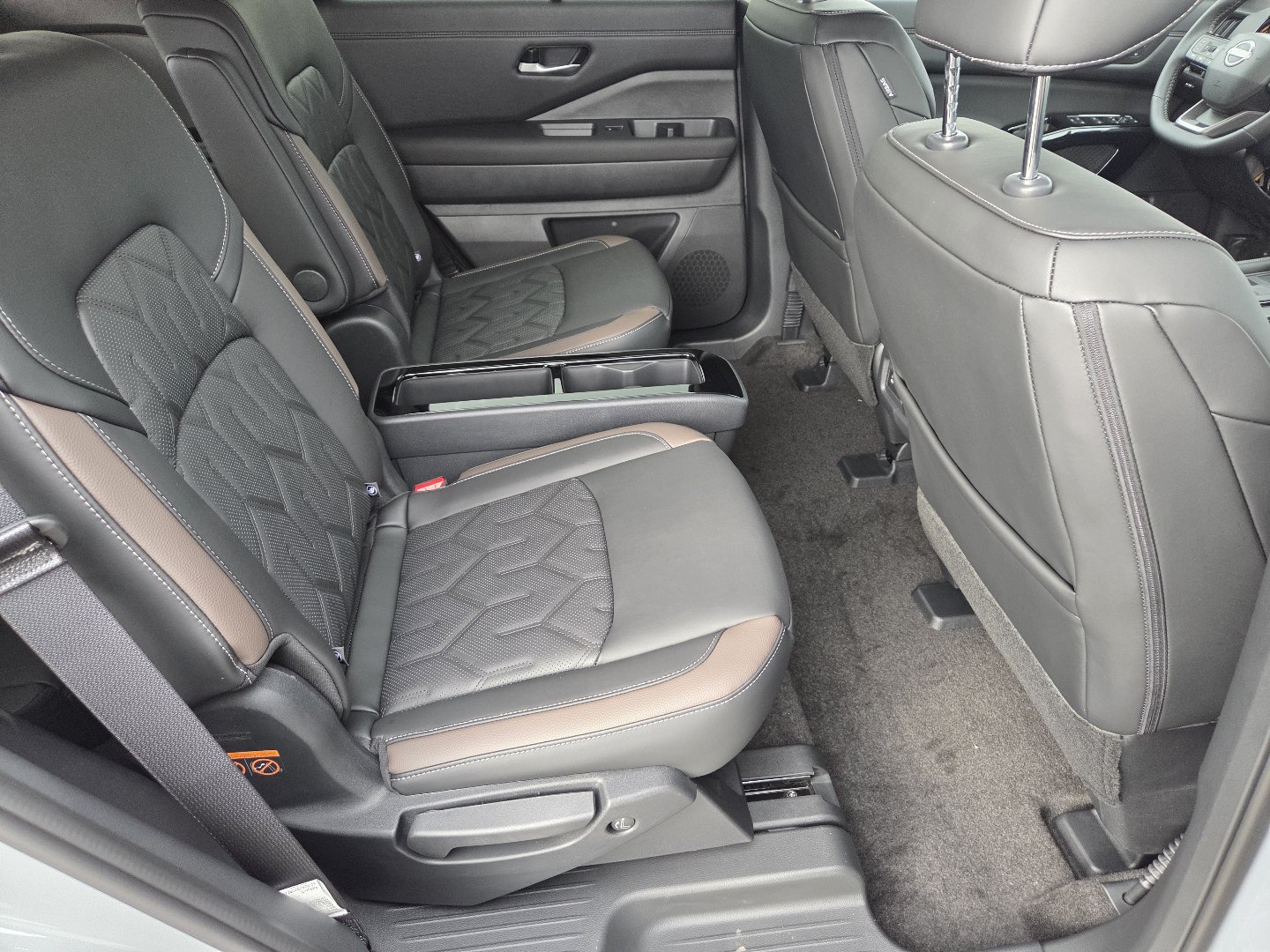New 2026 Nissan Pathfinder Platinum AWD/4WD image 25