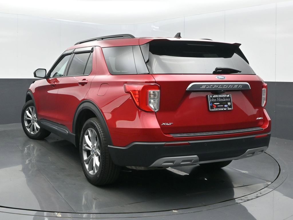 Used 2022 Ford Explorer XLT w/ Equipment Group 202A image 6