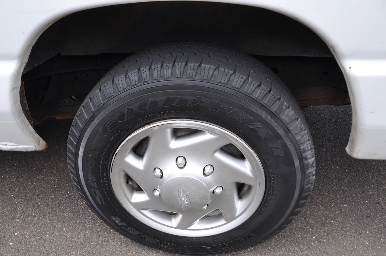 Used 2013 Ford E-150 and Econoline 150 w/ PWR Group RWD image 31