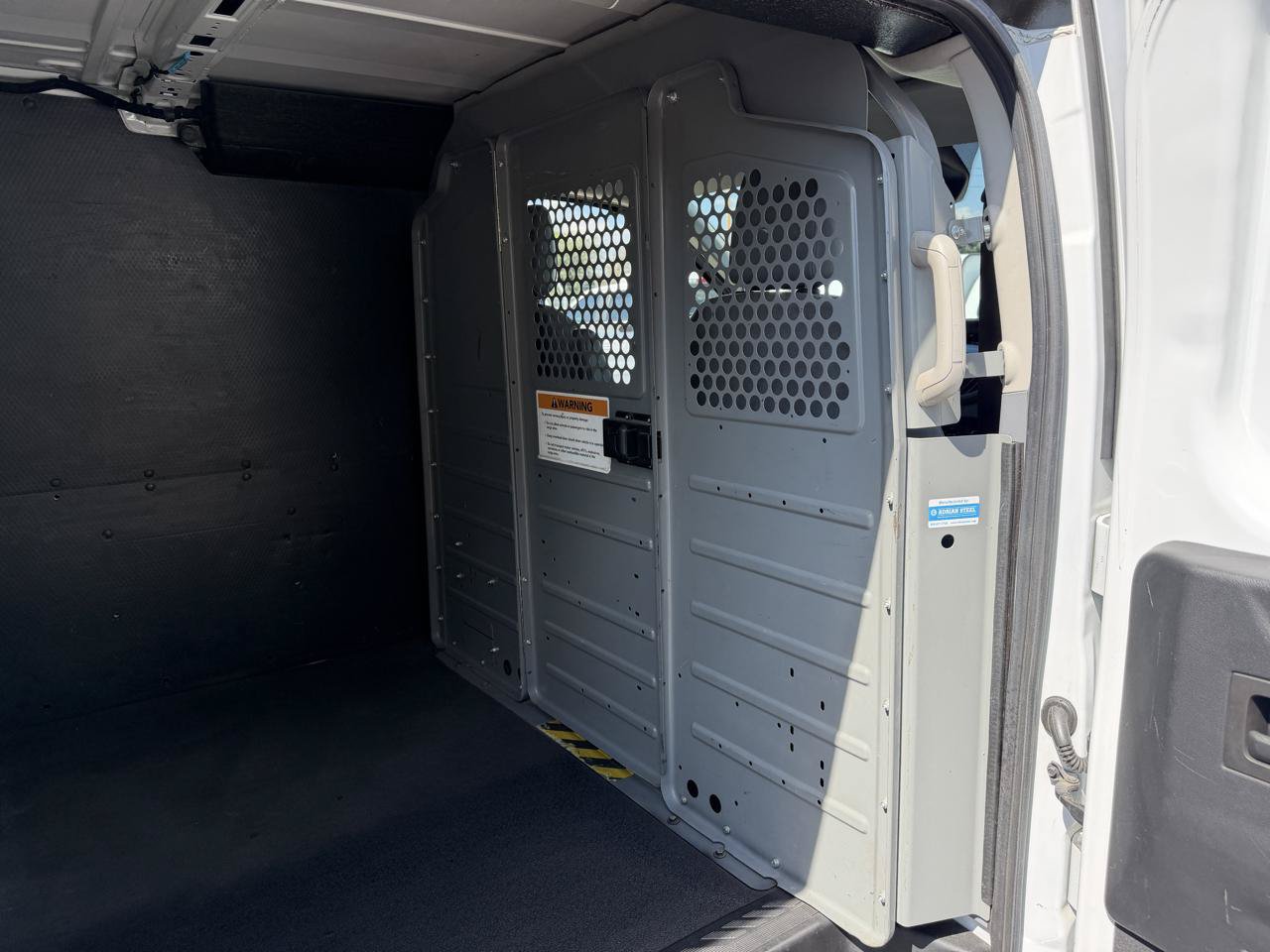 Used 2018 Ford Transit 250 130 Low Roof RWD image 31