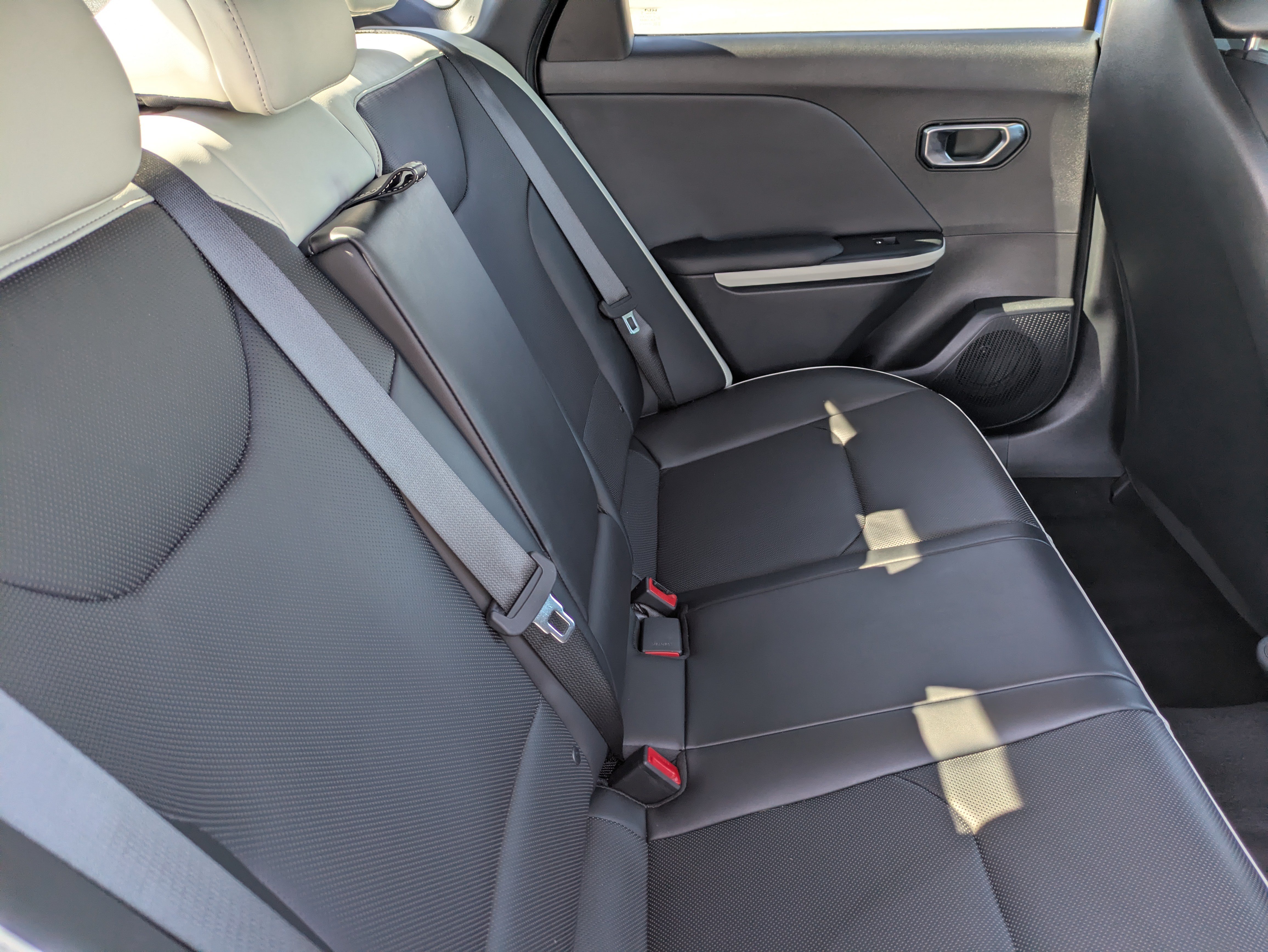 Certified 2025 Kia K4 GT-Line w/ GT-Line Premium Package FWD image 13