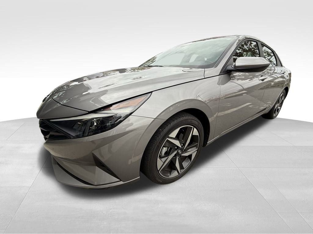 Used 2023 Hyundai Elantra SEL w/ Convenience Package