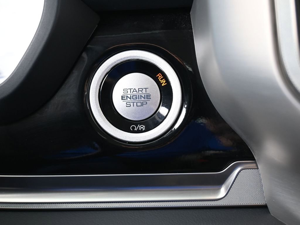 Used 2025 RAM 1500 Tungsten image 33