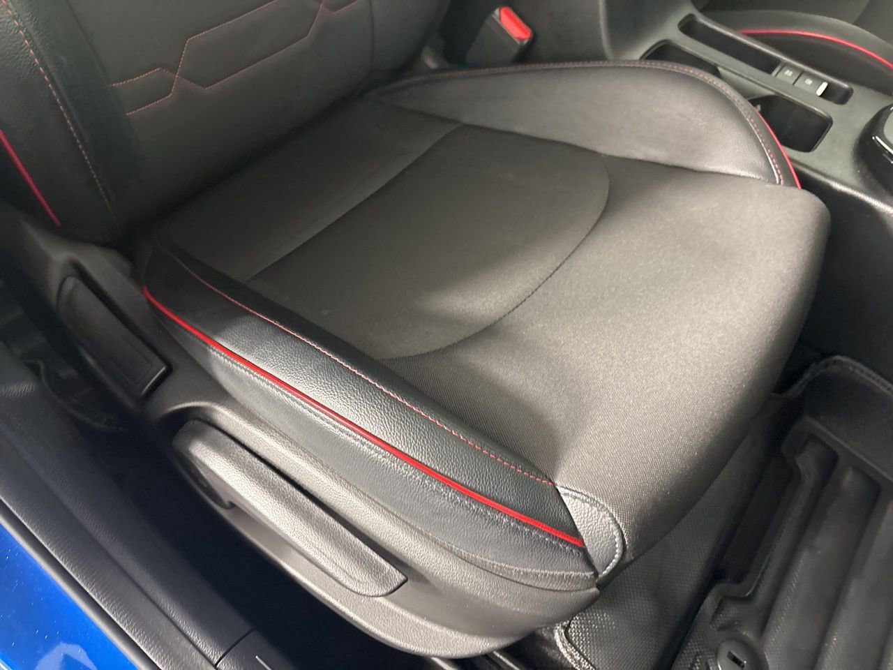 Used 2022 Kia Forte GT w/ GT Technology Package image 26