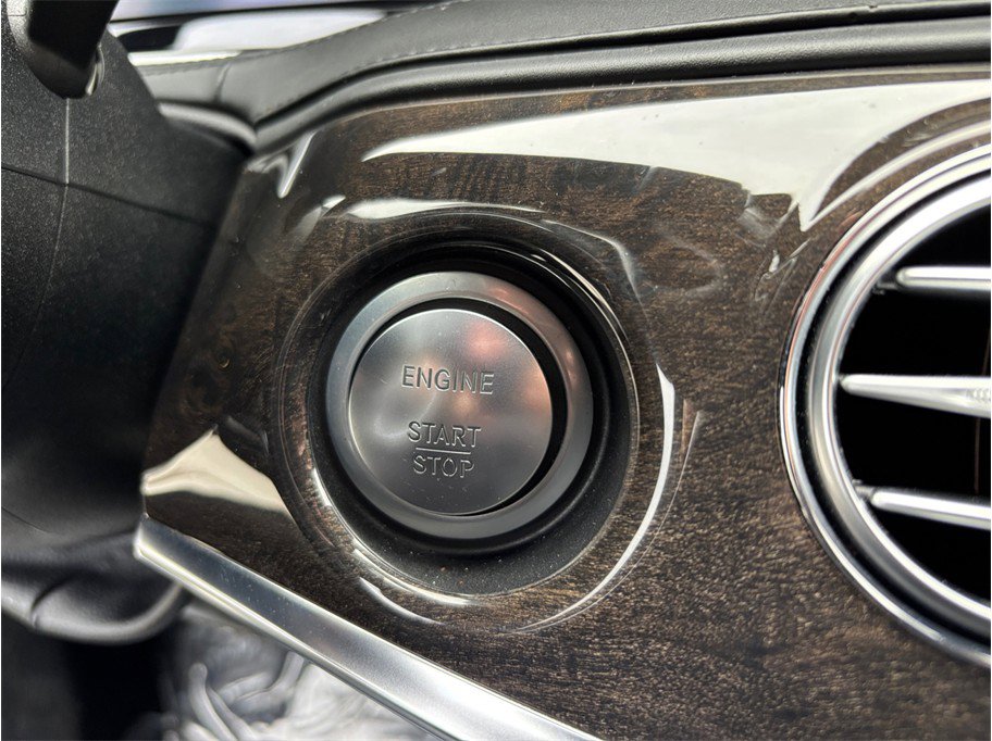 Used 2016 Mercedes-Benz S 63 AMG 4MATIC Sedan image 30