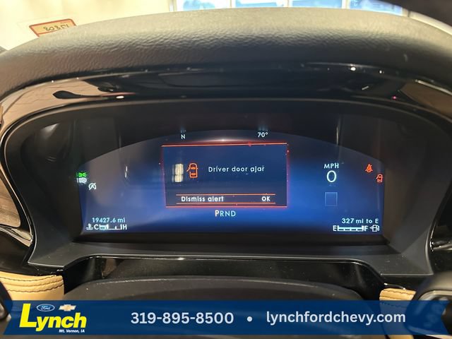 Used 2023 Lincoln Corsair Reserve w/ Equipment Group 201A AWD/4WD image 32