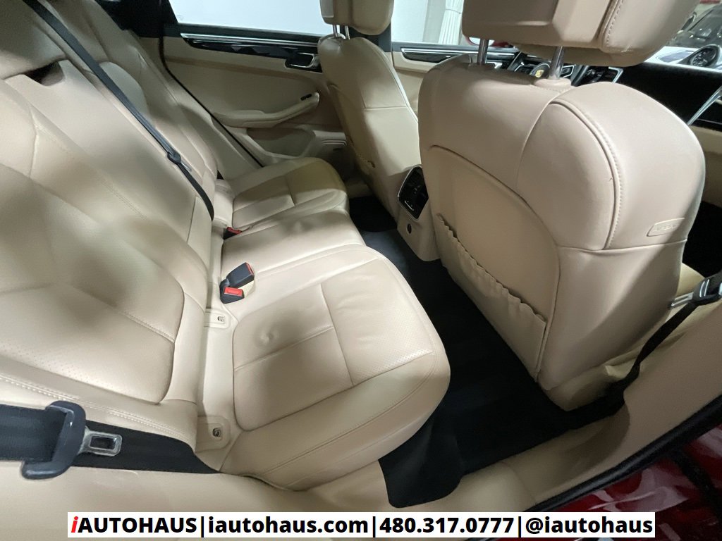 Used 2022 Porsche Macan S w/ Premium Package Plus image 21