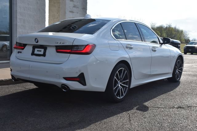 Used 2021 BMW 330i Sedan RWD image 17