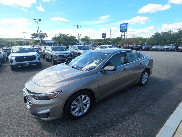 Used 2025 Chevrolet Malibu LT FWD image 5