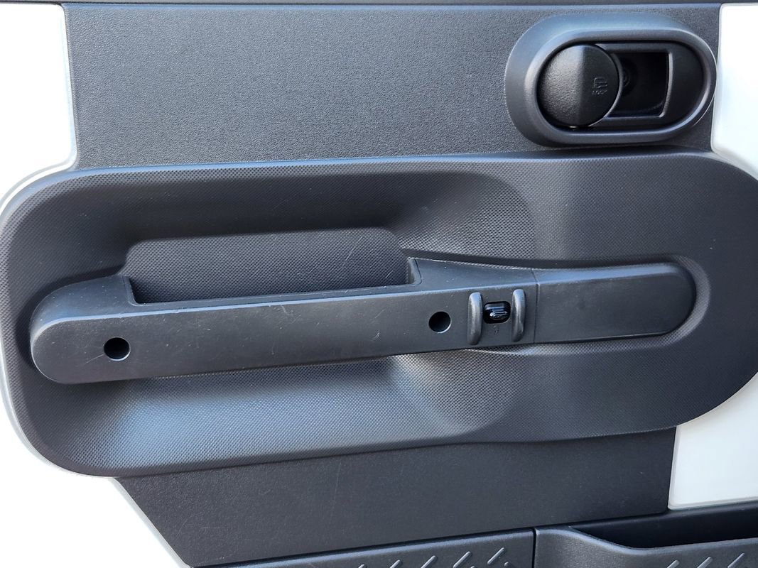 Used 2010 Jeep Wrangler Unlimited Sport image 23