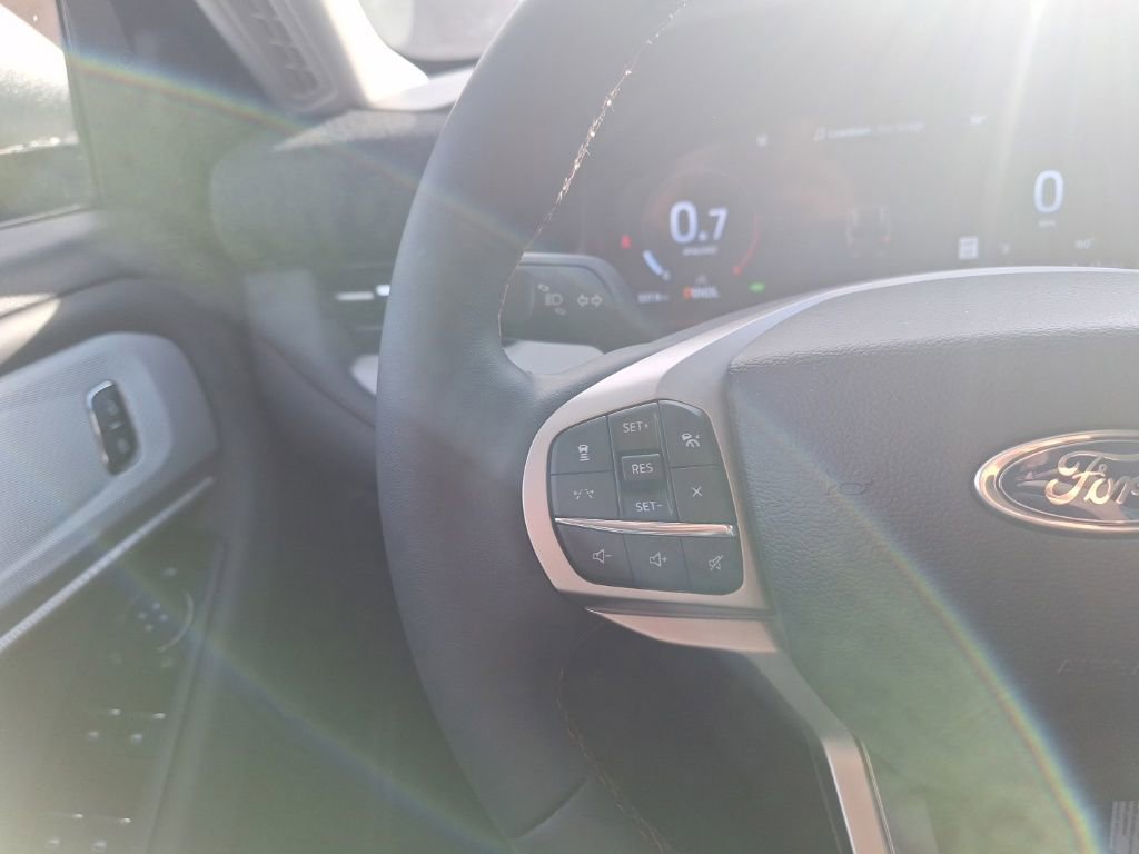 New 2026 Ford Explorer Active w/ Active Comfort Package image 25