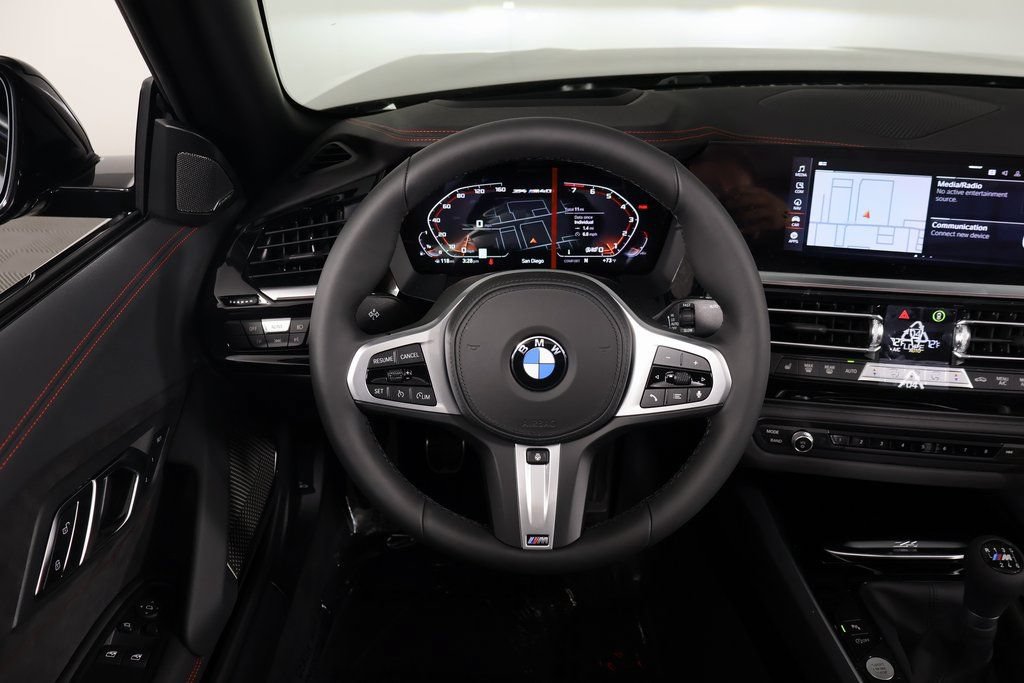 New 2026 BMW Z4 M40i RWD image 4