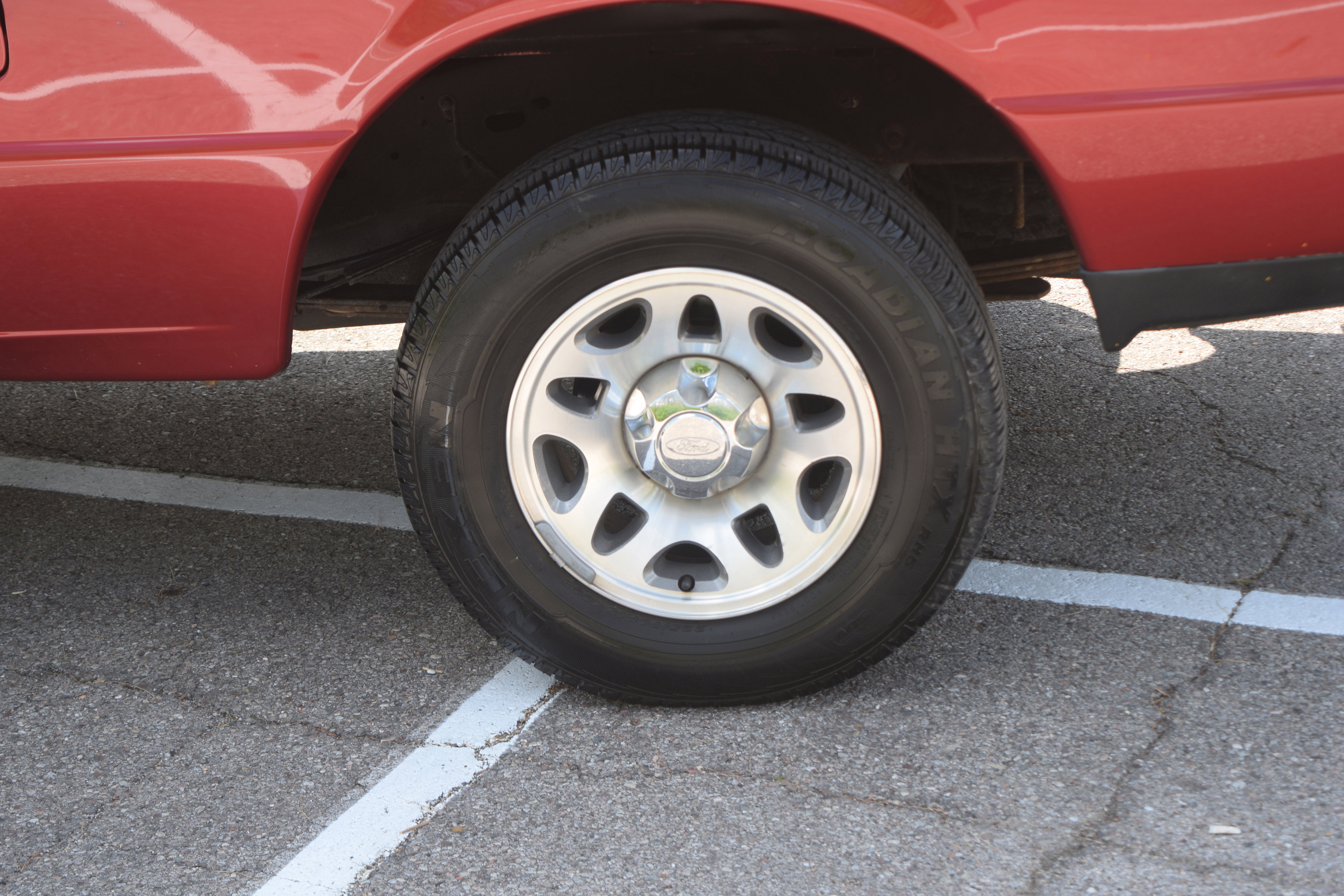 Used 2011 Ford Ranger XLT image 25