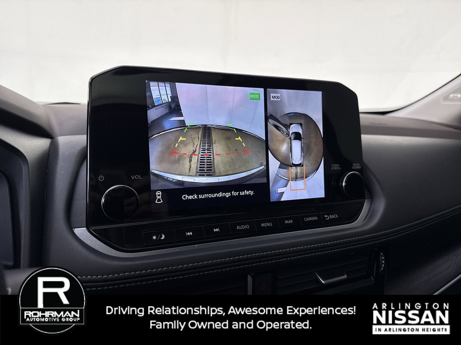 Certified 2023 Nissan Rogue Platinum w/ Platinum Premium Package AWD/4WD image 9