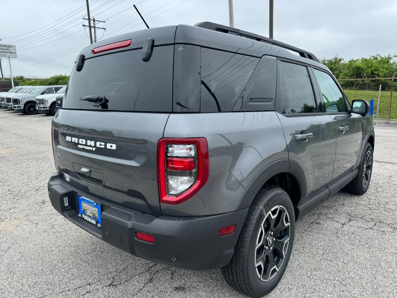 New 2025 Ford Bronco Sport Outer Banks w/ Outer Banks Tech Package+ image 3