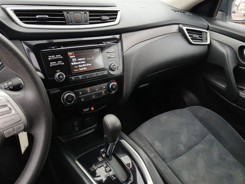 Used 2016 Nissan Rogue S image 15