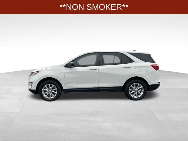 Used 2020 Chevrolet Equinox LS w/ LS Convenience Package image 4