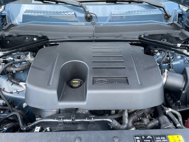 Used 2023 Land Rover Defender 110 SE AWD/4WD image 31