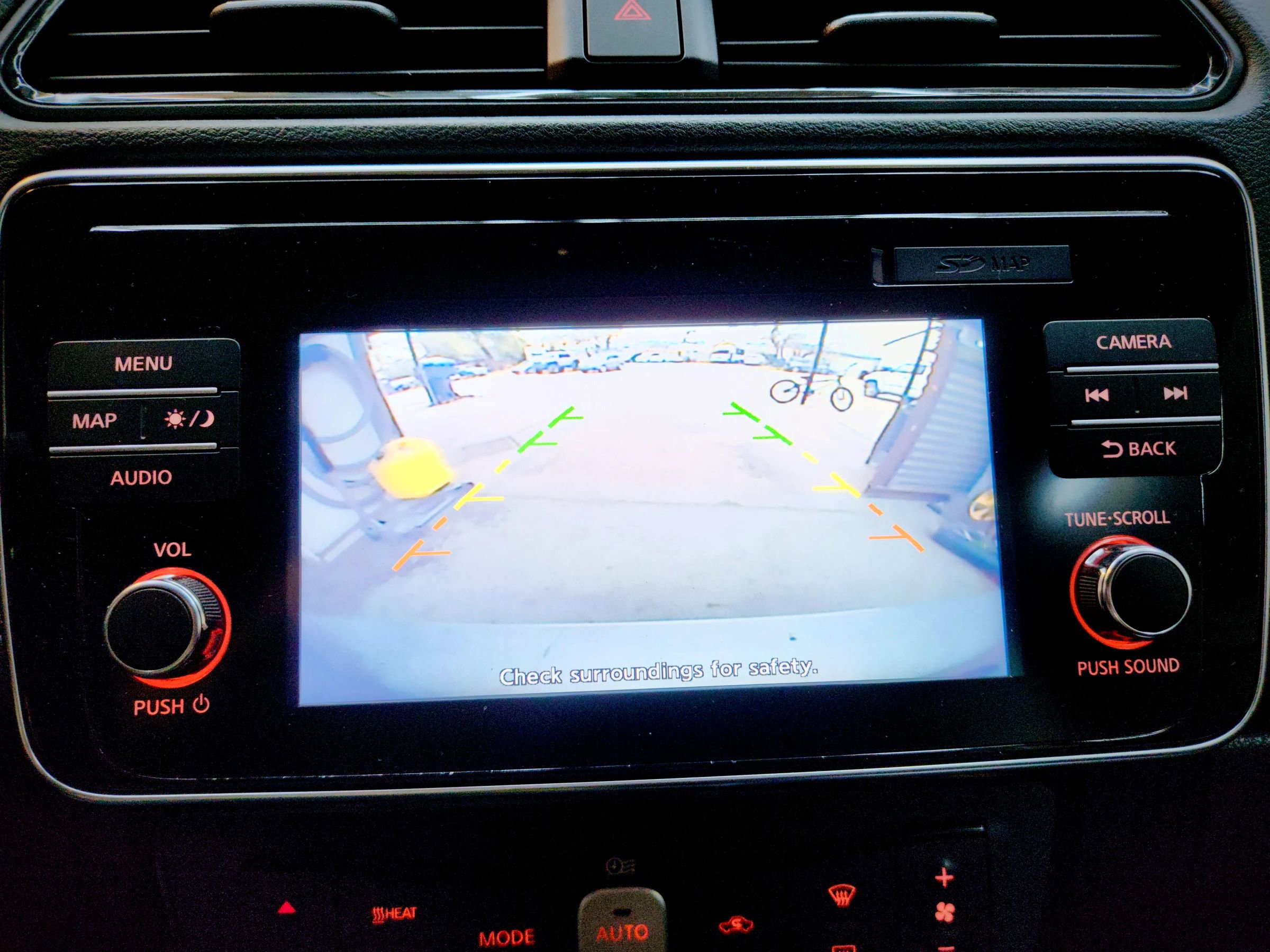 Used 2018 Nissan Leaf SV FWD image 13