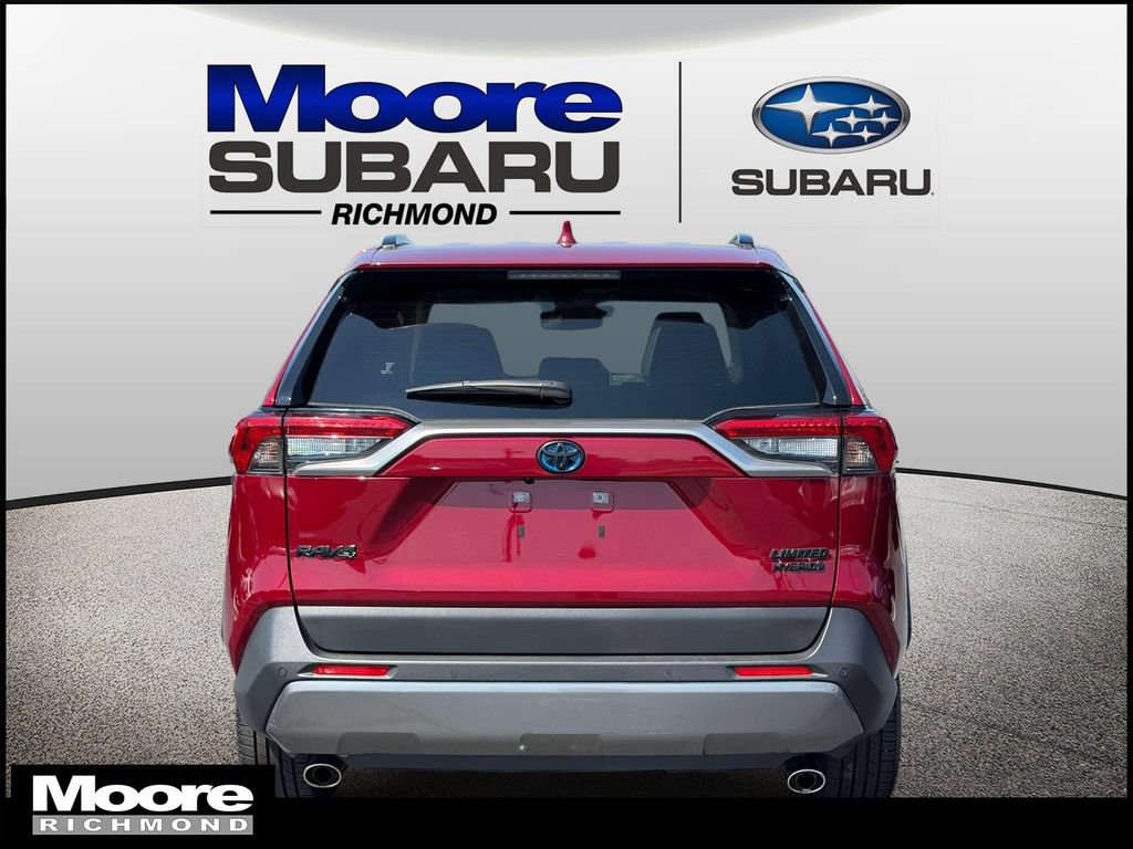 Used 2020 Toyota RAV4 Limited AWD/4WD image 4