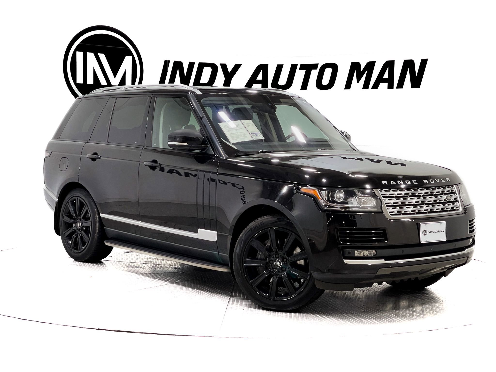 Used 2016 Land Rover Range Rover Supercharged image 2