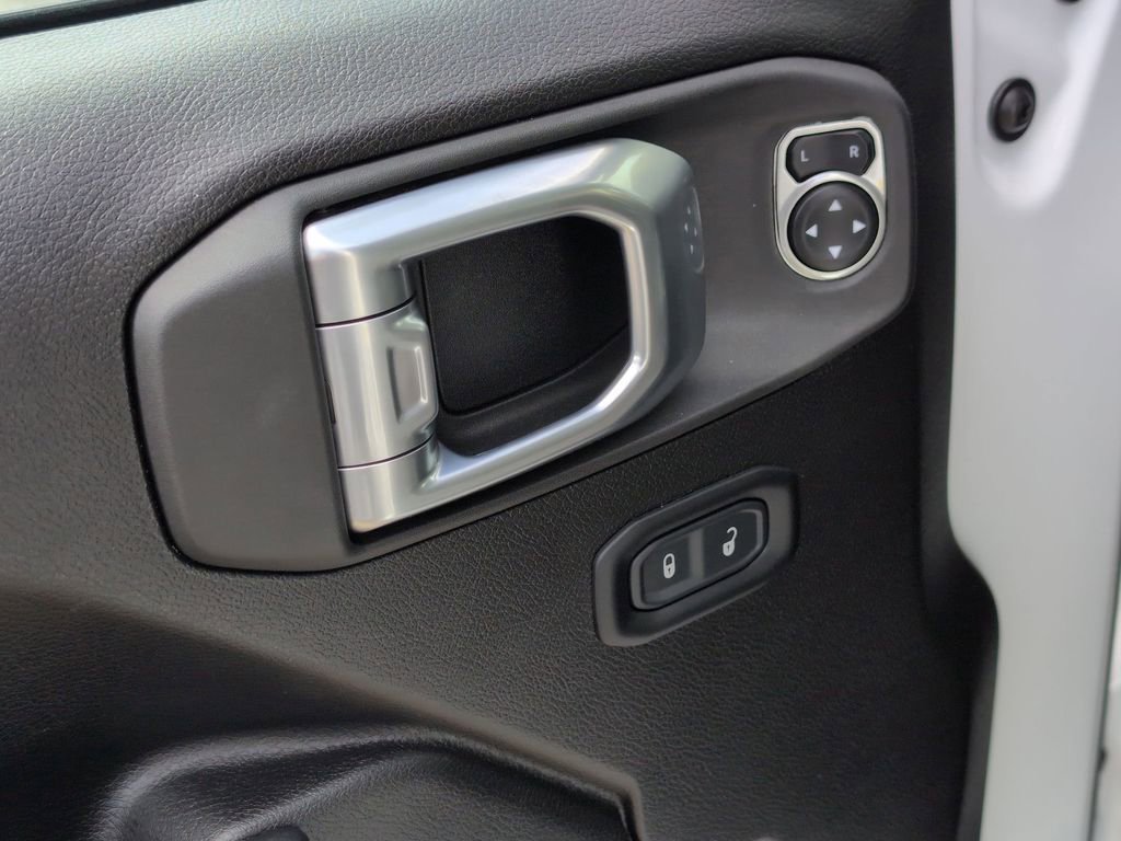 Certified 2024 Jeep Wrangler Unlimited Rubicon w/ Technology Group image 14