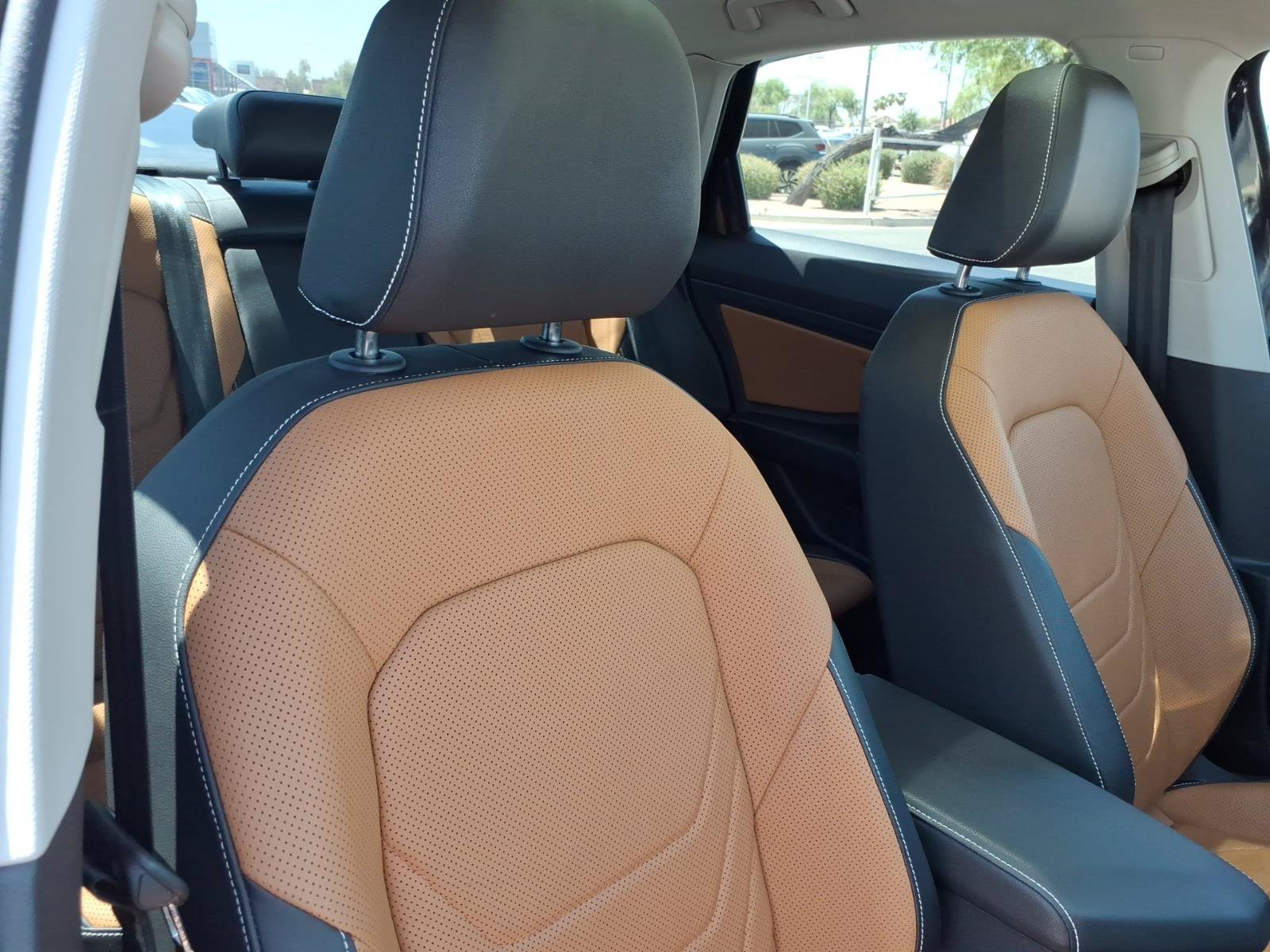Certified 2024 Volkswagen Jetta SEL FWD image 12