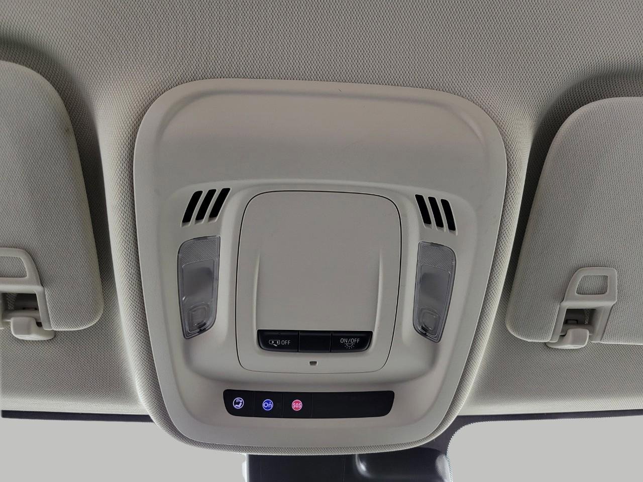 Used 2023 Buick Envision Essence image 18