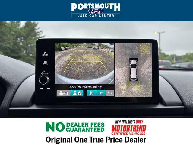 Used 2025 Honda Pilot TrailSport image 11