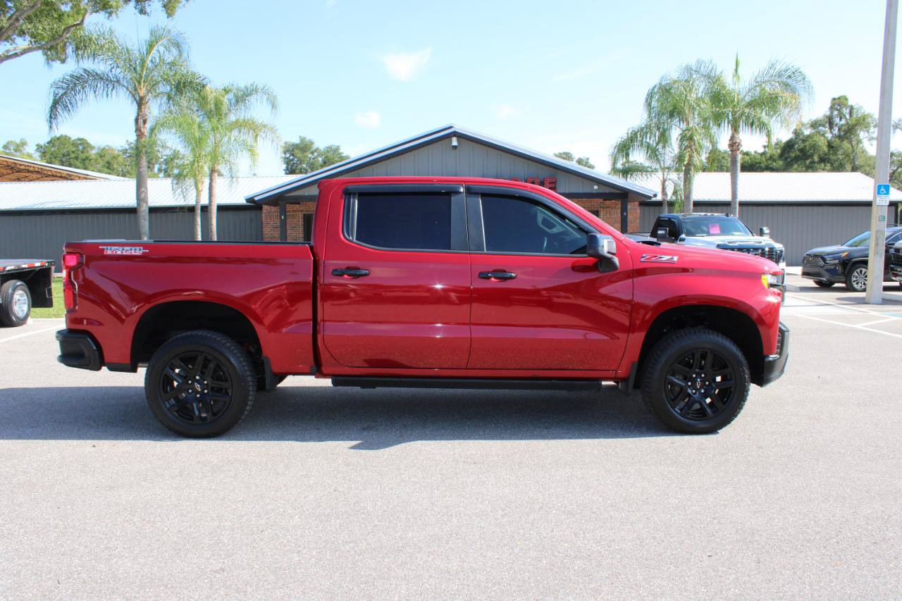 Used 2021 Chevrolet Silverado 1500 LT Trail Boss w/ Convenience Package II AWD/4WD image 9