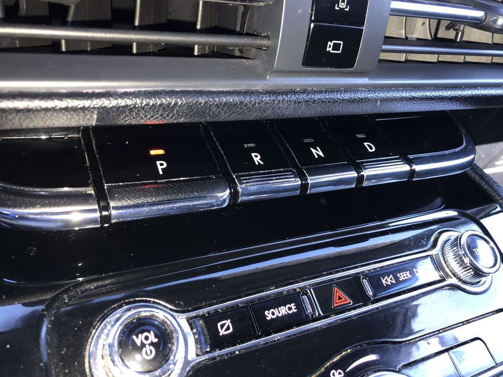 Used 2022 Lincoln Corsair AWD w/ Equipment Group 101A image 20