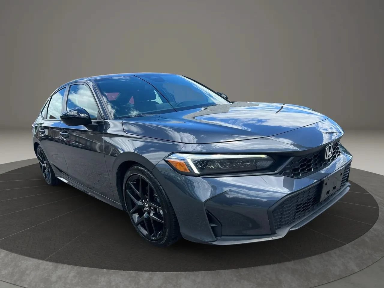 Used 2025 Honda Civic Sport image 3