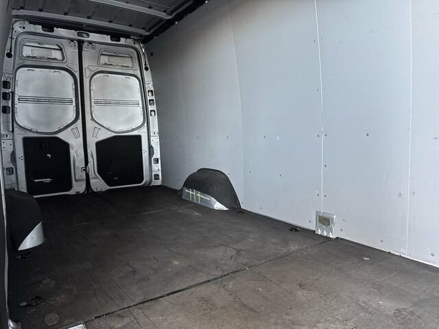 Used 2023 Mercedes-Benz Sprinter 2500 image 16