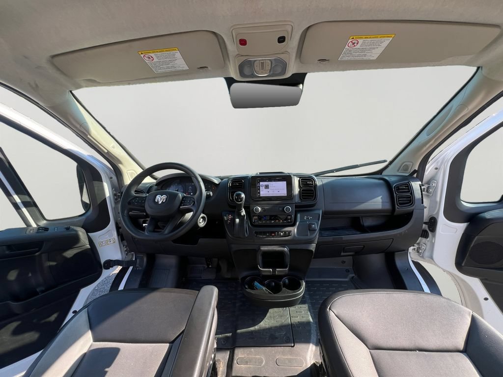 Used 2025 RAM ProMaster 2500 w/ Convenience Group FWD image 10