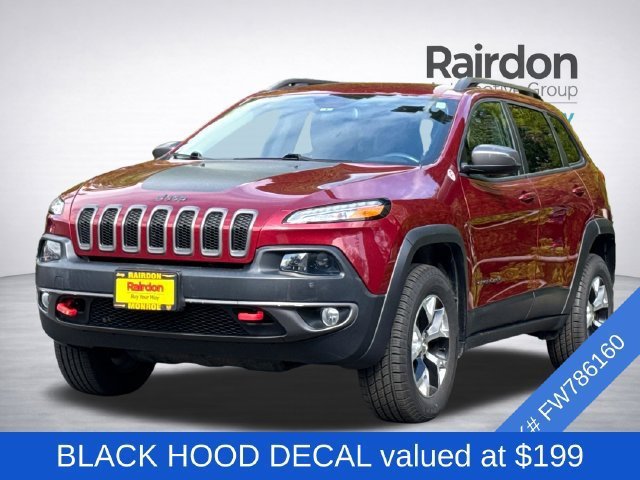 Used 2015 Jeep Cherokee Trailhawk AWD/4WD image 3