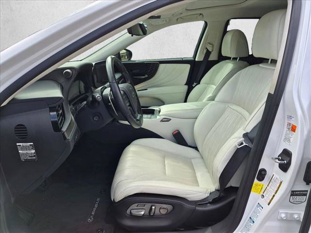Used 2023 Lexus LS 500h AWD w/ Luxury Package image 11