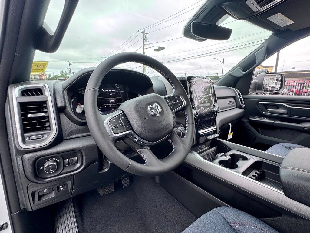 New 2026 RAM 1500 Big Horn AWD/4WD image 12