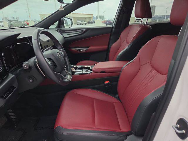Certified 2025 Lexus NX 250 FWD w/ Towing Package (2000 Lbs) image 11