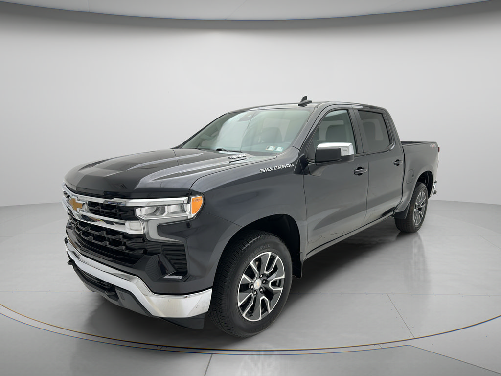 Used 2024 Chevrolet Silverado 1500 LT AWD/4WD image 4