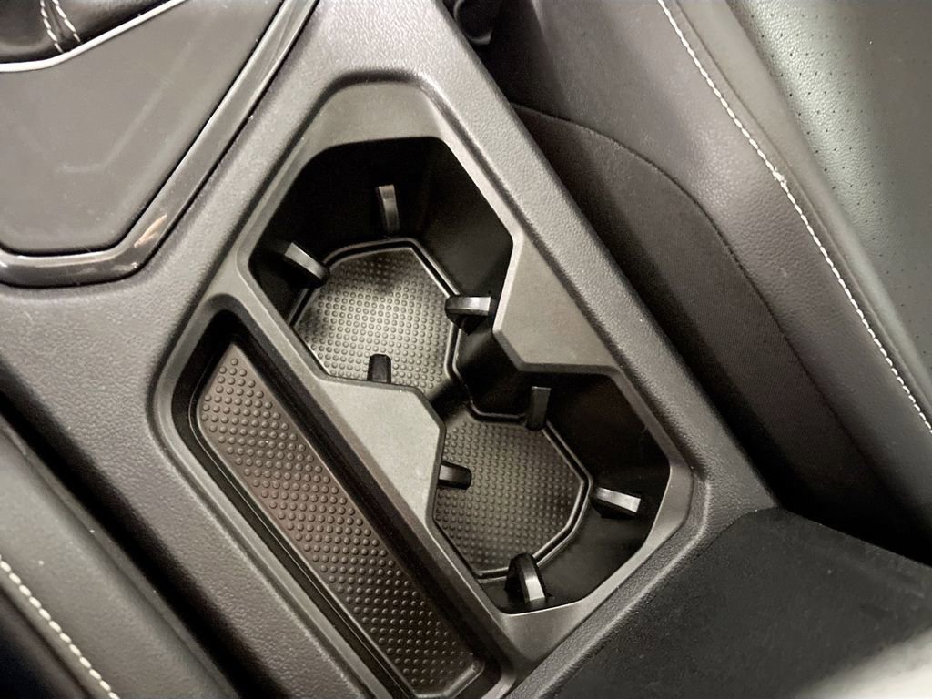 Certified 2023 Volkswagen Tiguan SE image 16