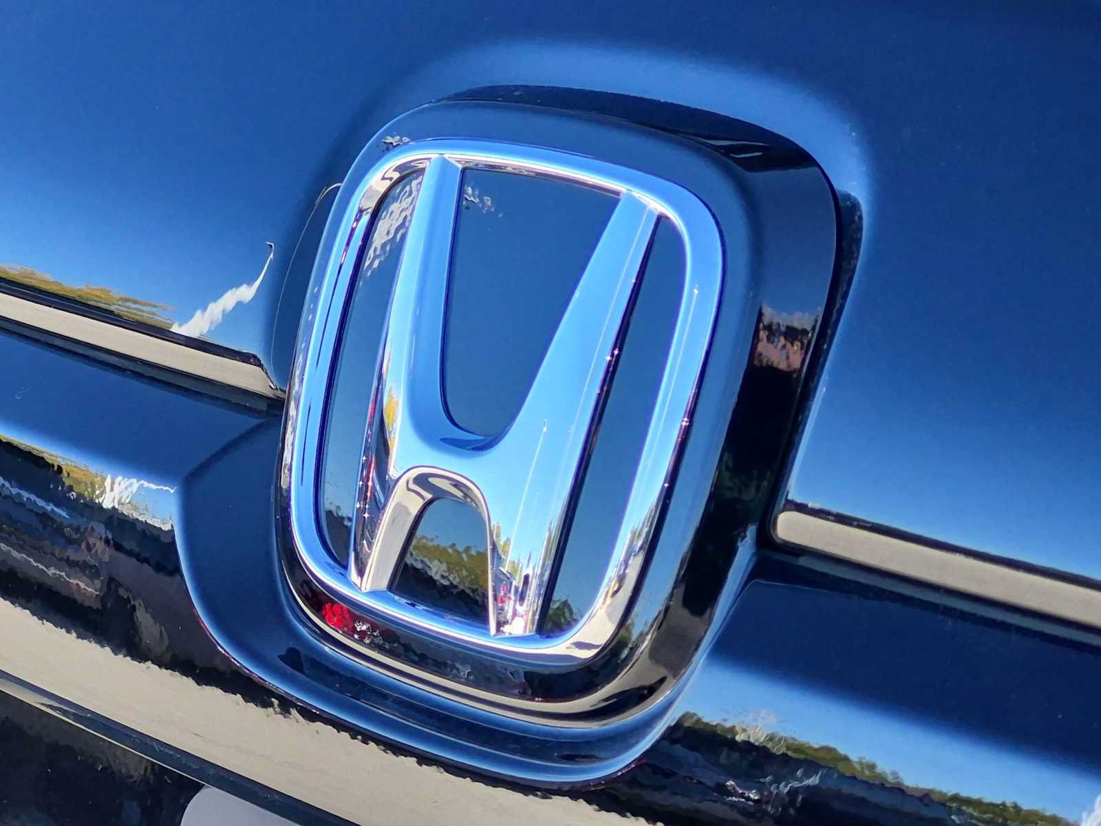 Certified 2025 Honda Passport EX-L image 13