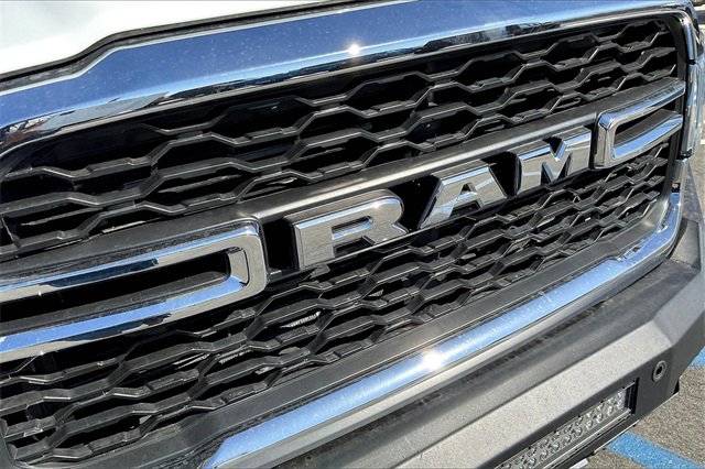Used 2024 RAM 3500 Tradesman w/ Chrome Appearance Group image 30
