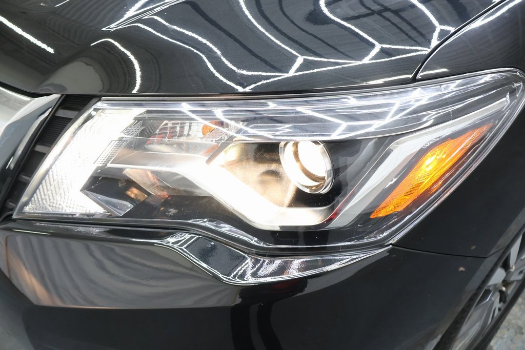 Used 2020 Nissan Pathfinder S image 27