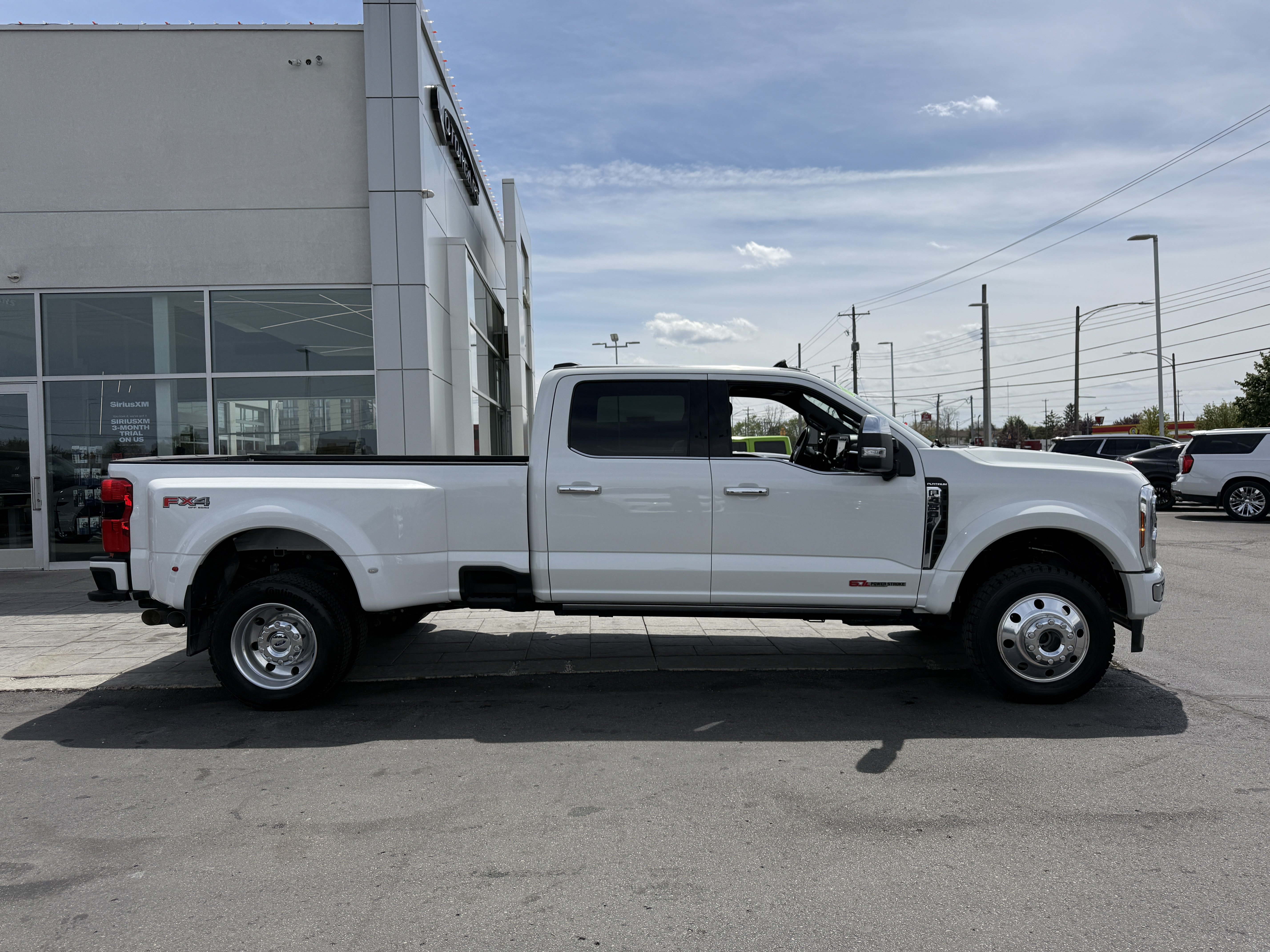 Used 2024 Ford F450 Platinum w/ FX4 Off-Road Package AWD/4WD image 7