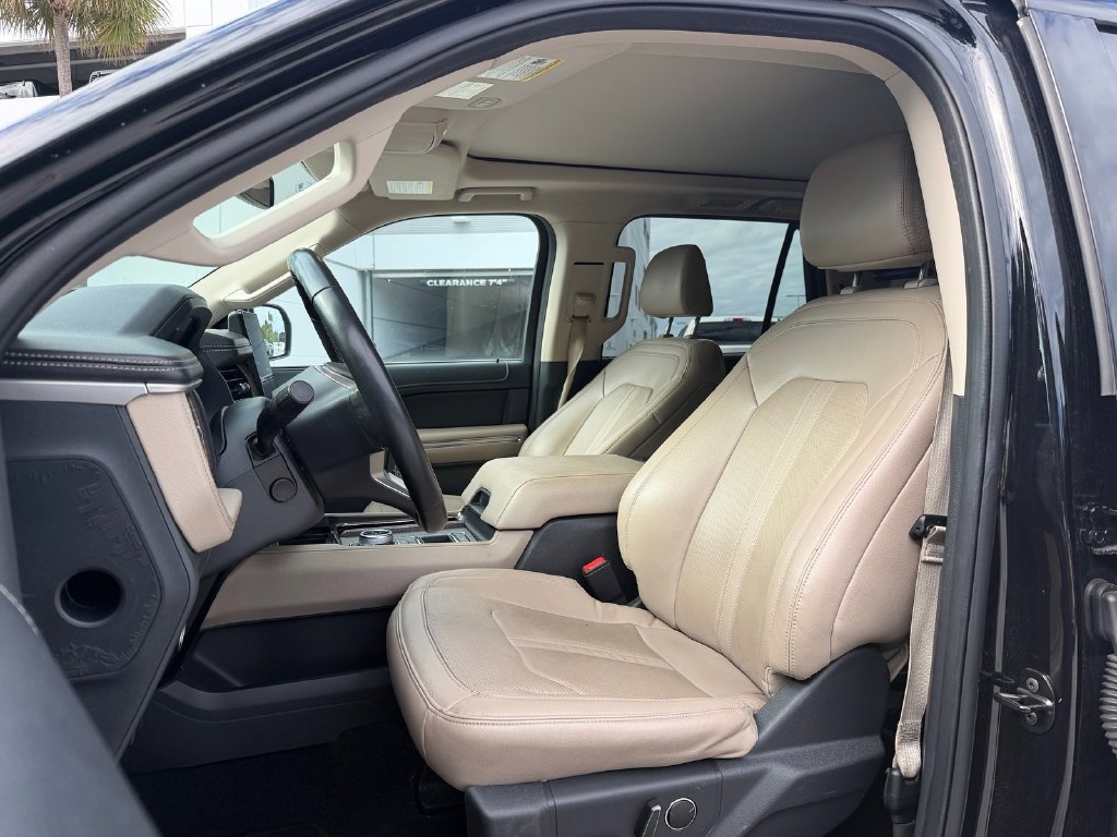 Used 2024 Ford Expedition Max Limited RWD image 10