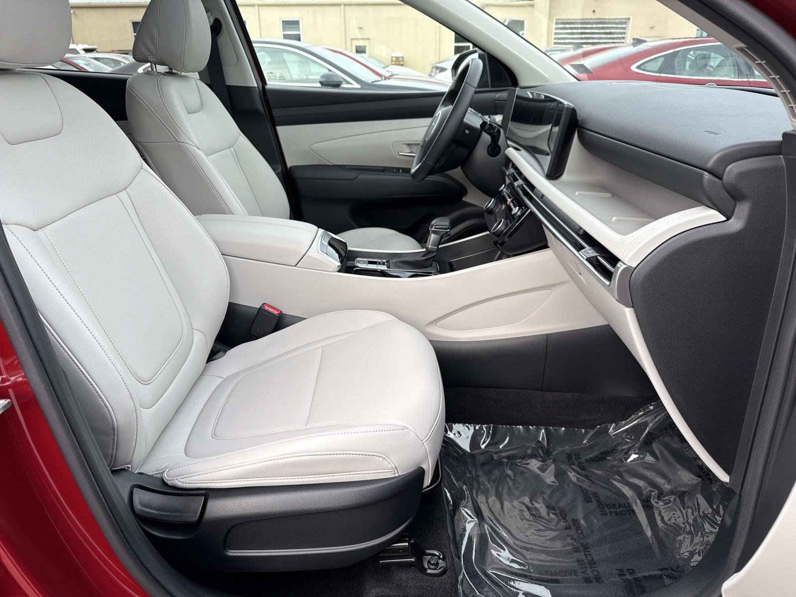 Certified 2025 Hyundai Tucson SEL image 19