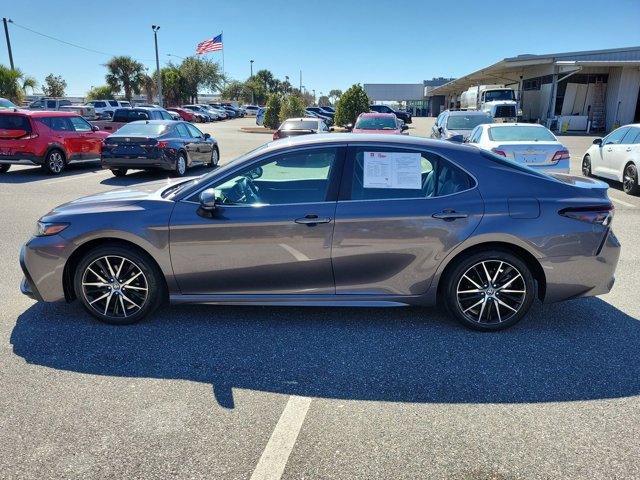 Used 2023 Toyota Camry SE image 13