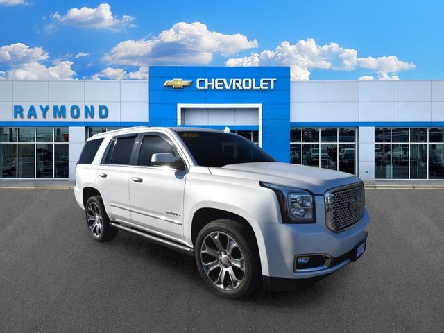 Used 2017 GMC Yukon Denali w/ Open Road Package AWD/4WD image 10