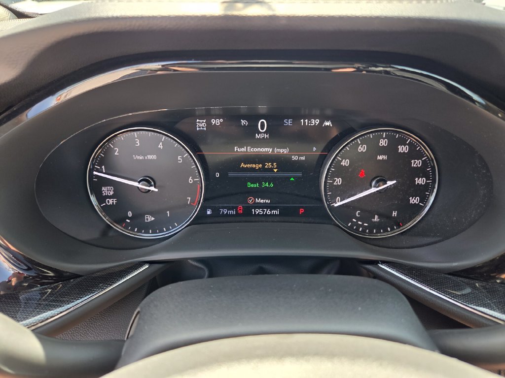 Used 2023 Buick Envision Essence AWD/4WD image 32
